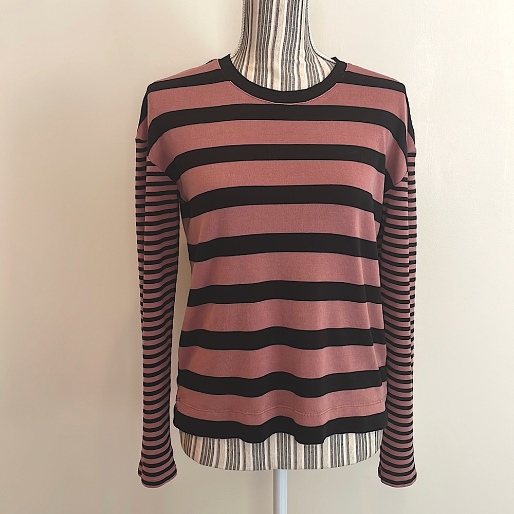 Splendid knit top